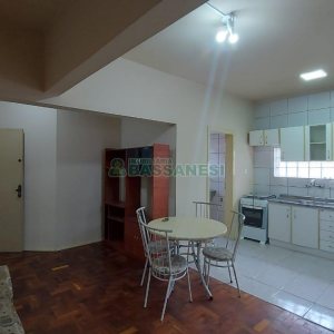Apto Mobiliado com 35m², 1 dormitório, no bairro Centro em Caxias do Sul para Alugar