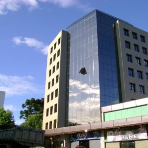 Loja com 350m², no bairro Santa Catarina em Caxias do Sul para Alugar