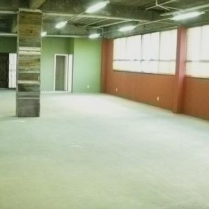 Loja com 350m², no bairro Santa Catarina em Caxias do Sul para Alugar