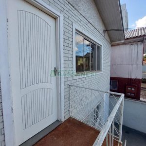 Casa com 54m², 1 dormitório, no bairro Rio Branco em Caxias do Sul para Alugar