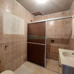 Casa com 54m², 1 dormitório, no bairro Rio Branco em Caxias do Sul para Alugar