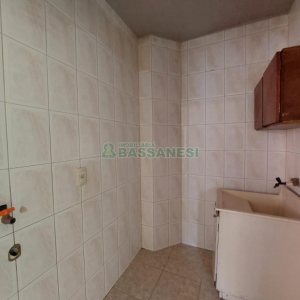 Casa com 54m², 1 dormitório, no bairro Rio Branco em Caxias do Sul para Alugar