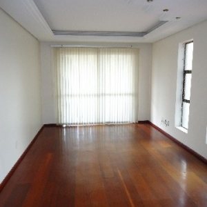 Apartamento com 153m², 3 dormitórios, 2 vagas, no bairro São Leopoldo em Caxias do Sul para Alugar