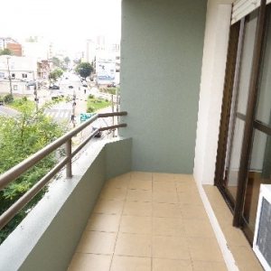 Apartamento com 153m², 3 dormitórios, 2 vagas, no bairro São Leopoldo em Caxias do Sul para Alugar