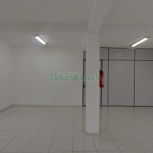 Sala com 95m², no bairro Santa Catarina em Caxias do Sul para Alugar
