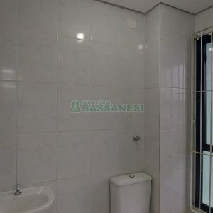 Sala com 95m², no bairro Santa Catarina em Caxias do Sul para Alugar