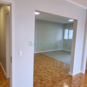 Apartamento com 92m², 2 dormitórios, 1 vaga, no bairro Rio Branco em Caxias do Sul para Comprar
