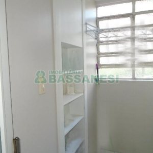 Apto Mobiliado com 85m², 3 dormitórios, 1 vaga, no bairro Centro em Caxias do Sul para Alugar