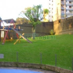 Apto Mobiliado com 85m², 3 dormitórios, 1 vaga, no bairro Centro em Caxias do Sul para Alugar