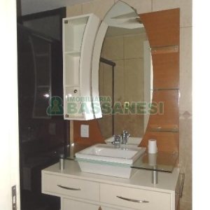 Apto Mobiliado com 85m², 3 dormitórios, 1 vaga, no bairro Centro em Caxias do Sul para Alugar