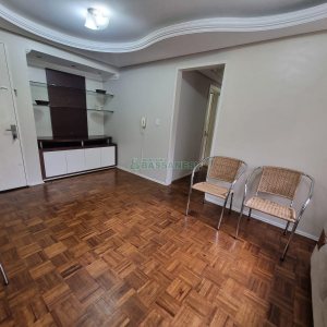 Apto Mobiliado com 85m², 3 dormitórios, 1 vaga, no bairro Centro em Caxias do Sul para Alugar