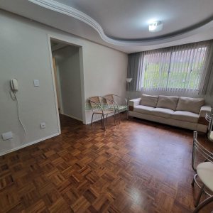 Apto Mobiliado com 85m², 3 dormitórios, 1 vaga, no bairro Centro em Caxias do Sul para Alugar