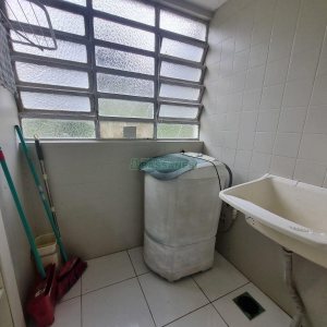 Apto Mobiliado com 85m², 3 dormitórios, 1 vaga, no bairro Centro em Caxias do Sul para Alugar