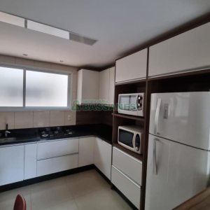 Apartamento com 90m², 2 dormitórios, 1 vaga, no bairro Rio Branco em Caxias do Sul para Comprar