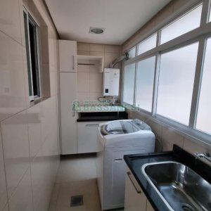 Apartamento com 90m², 2 dormitórios, 1 vaga, no bairro Rio Branco em Caxias do Sul para Comprar