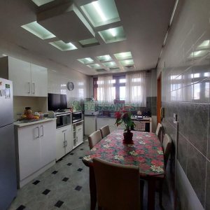 Apartamento com 337m², 4 dormitórios, 1 vaga, no bairro Madureira em Caxias do Sul para Comprar