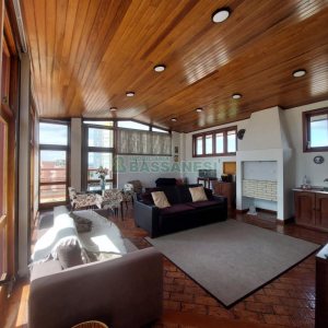 Apartamento com 337m², 4 dormitórios, 1 vaga, no bairro Madureira em Caxias do Sul para Comprar