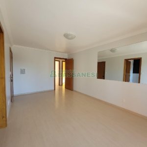 Apartamento com 86m², 3 dormitórios, 2 vagas, no bairro Saint Etienne em Caxias do Sul para Alugar