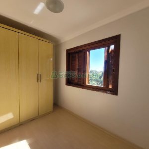 Apartamento com 86m², 3 dormitórios, 2 vagas, no bairro Saint Etienne em Caxias do Sul para Alugar