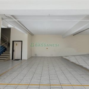 Apartamento com 86m², 3 dormitórios, 2 vagas, no bairro Saint Etienne em Caxias do Sul para Alugar