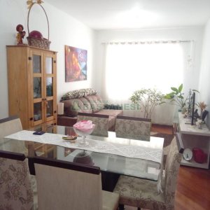 Apto Mobiliado com 85m², 2 dormitórios, 1 vaga, no bairro São Leopoldo em Caxias do Sul para Comprar