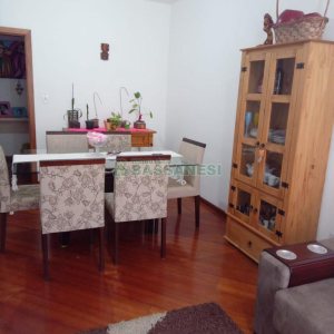 Apto Mobiliado com 85m², 2 dormitórios, 1 vaga, no bairro São Leopoldo em Caxias do Sul para Comprar