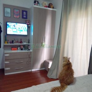 Apto Mobiliado com 85m², 2 dormitórios, 1 vaga, no bairro São Leopoldo em Caxias do Sul para Comprar