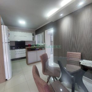 Apto Mobiliado com 95m², 3 dormitórios, 1 vaga, no bairro Cinqüentenário em Caxias do Sul para Alugar