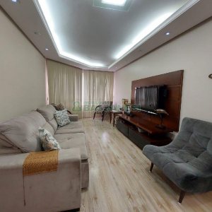 Apto Mobiliado com 95m², 3 dormitórios, 1 vaga, no bairro Cinqüentenário em Caxias do Sul para Alugar