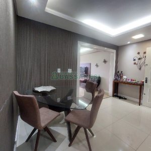 Apto Mobiliado com 95m², 3 dormitórios, 1 vaga, no bairro Cinqüentenário em Caxias do Sul para Alugar