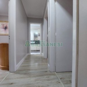 Apto Mobiliado com 95m², 3 dormitórios, 1 vaga, no bairro Cinqüentenário em Caxias do Sul para Alugar