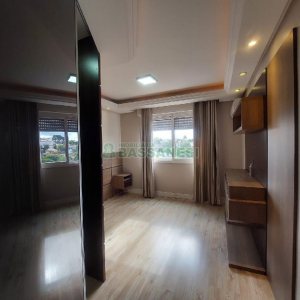 Apto Mobiliado com 95m², 3 dormitórios, 1 vaga, no bairro São Pelegrino em Caxias do Sul para Alugar