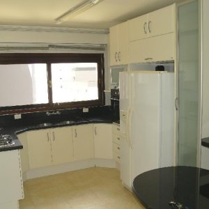 Apto Mobiliado com 140m², 3 dormitórios, 2 vagas, no bairro Bela Vista em Caxias do Sul para Alugar