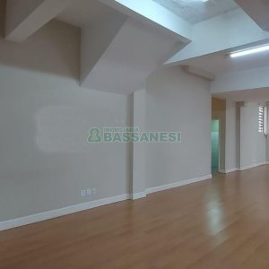 Loja com 192m², no bairro Centro em Caxias do Sul para Alugar