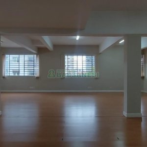 Loja com 192m², no bairro Centro em Caxias do Sul para Alugar