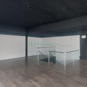 Loja com 200m², no bairro Centro em Caxias do Sul para Alugar
