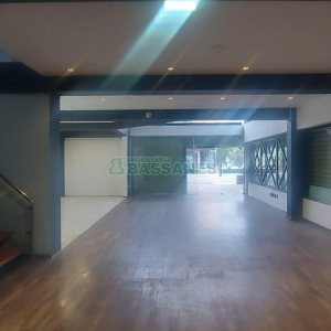 Loja com 200m², no bairro Centro em Caxias do Sul para Alugar