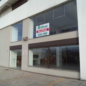 Loja com 519m², no bairro Villagio Iguatemi em Caxias do Sul para Alugar