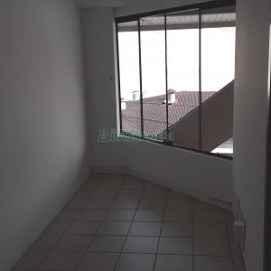 Loja com 157m², 1 vaga, no bairro Pio X em Caxias do Sul para Alugar