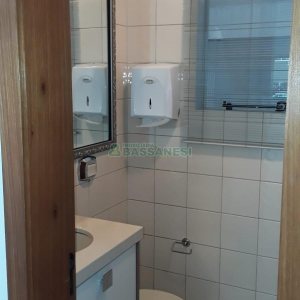 Loja com 157m², 1 vaga, no bairro Pio X em Caxias do Sul para Alugar