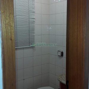 Loja com 157m², 1 vaga, no bairro Pio X em Caxias do Sul para Alugar
