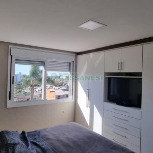 Apartamento com 78m², 2 dormitórios, 1 vaga, no bairro Sanvitto em Caxias do Sul para Comprar
