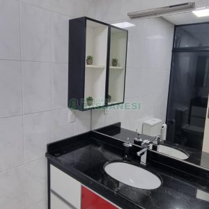Apartamento com 78m², 2 dormitórios, 1 vaga, no bairro Sanvitto em Caxias do Sul para Comprar
