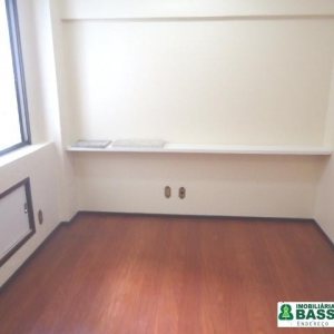 Sala com 30m², no bairro Centro em Caxias do Sul para Alugar