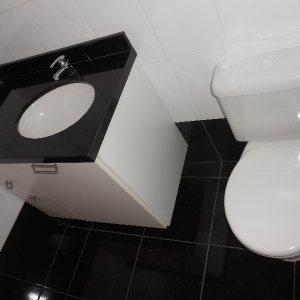 Apartamento com 103m², 2 dormitórios, 1 vaga, no bairro Centro em Caxias do Sul para Alugar