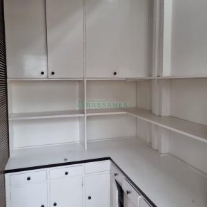 Casa Comercial com 407m², 3 dormitórios, 2 vagas, no bairro Sagrada Família em Caxias do Sul para Alugar