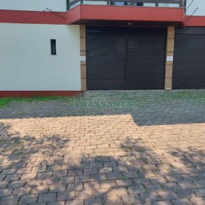Loja com 110m², no bairro Marechal Floriano em Caxias do Sul para Alugar