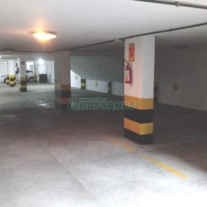 Loja com 600m², 16 vagas, no bairro Centro em Caxias do Sul para Alugar