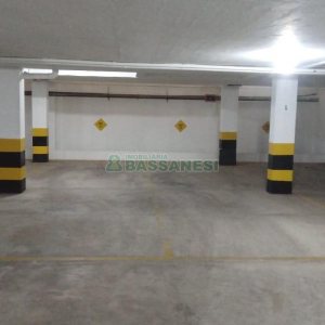 Loja com 600m², 16 vagas, no bairro Centro em Caxias do Sul para Alugar