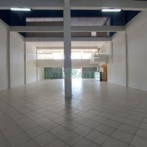Loja com 285m², no bairro Universitário em Caxias do Sul para Alugar